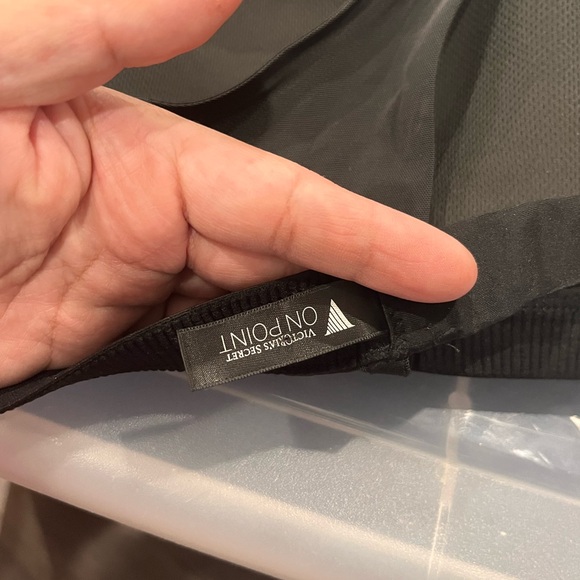 🌷Victoria's Secret 40D Black and Gray Sports Bra - Picture 3 of 3